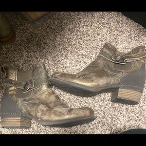 Women’s Booties